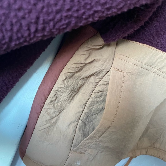 Fleece Pullover Burgundy Jacket - Picture 11 of 15